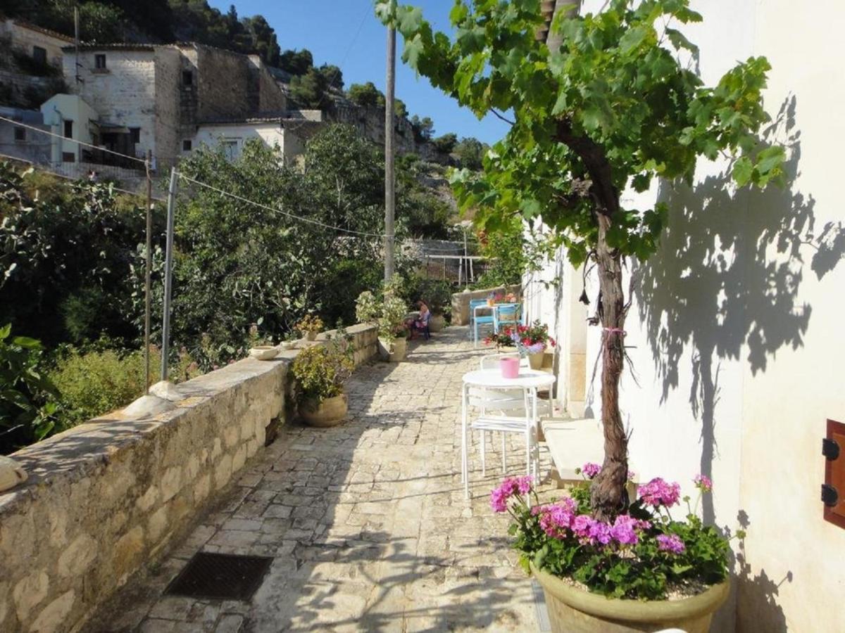 Lilibeth Houses - Charming & Lovely Views Scicli Exterior photo